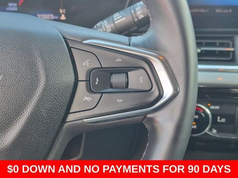 Used 2025 Chevrolet Trax LT w/ LT Convenience Package FWD image 20