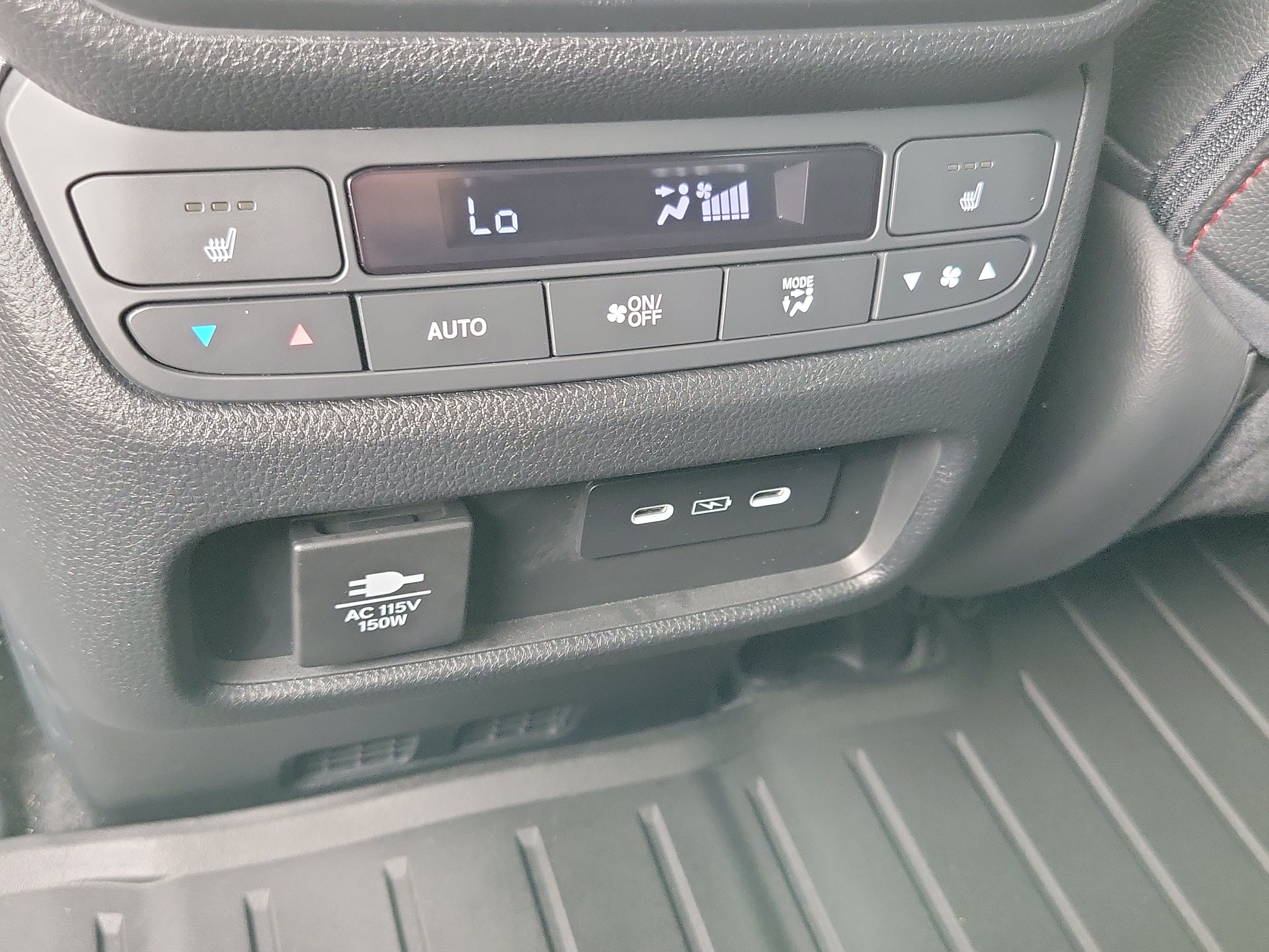 Used 2025 Honda Passport Black Edition image 19