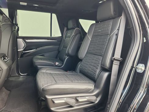New 2026 Cadillac Escalade Platinum Sport AWD/4WD image 5