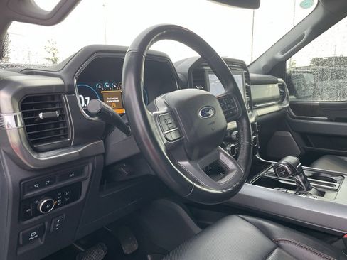 Used 2023 Ford F150 Lariat image 9