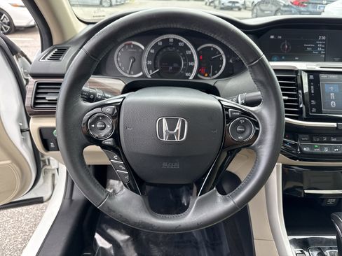 Used 2016 Honda Accord EX-L image 18