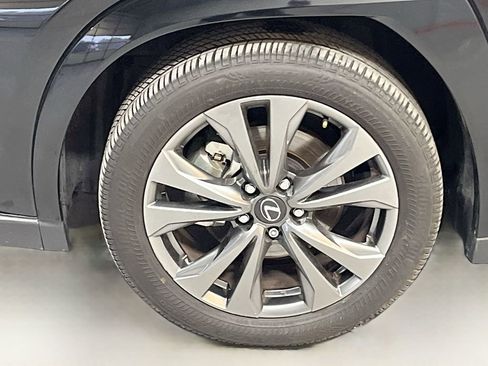 Used 2025 Lexus UX 300h 300h w/ Accessory Package (Z1) image 32