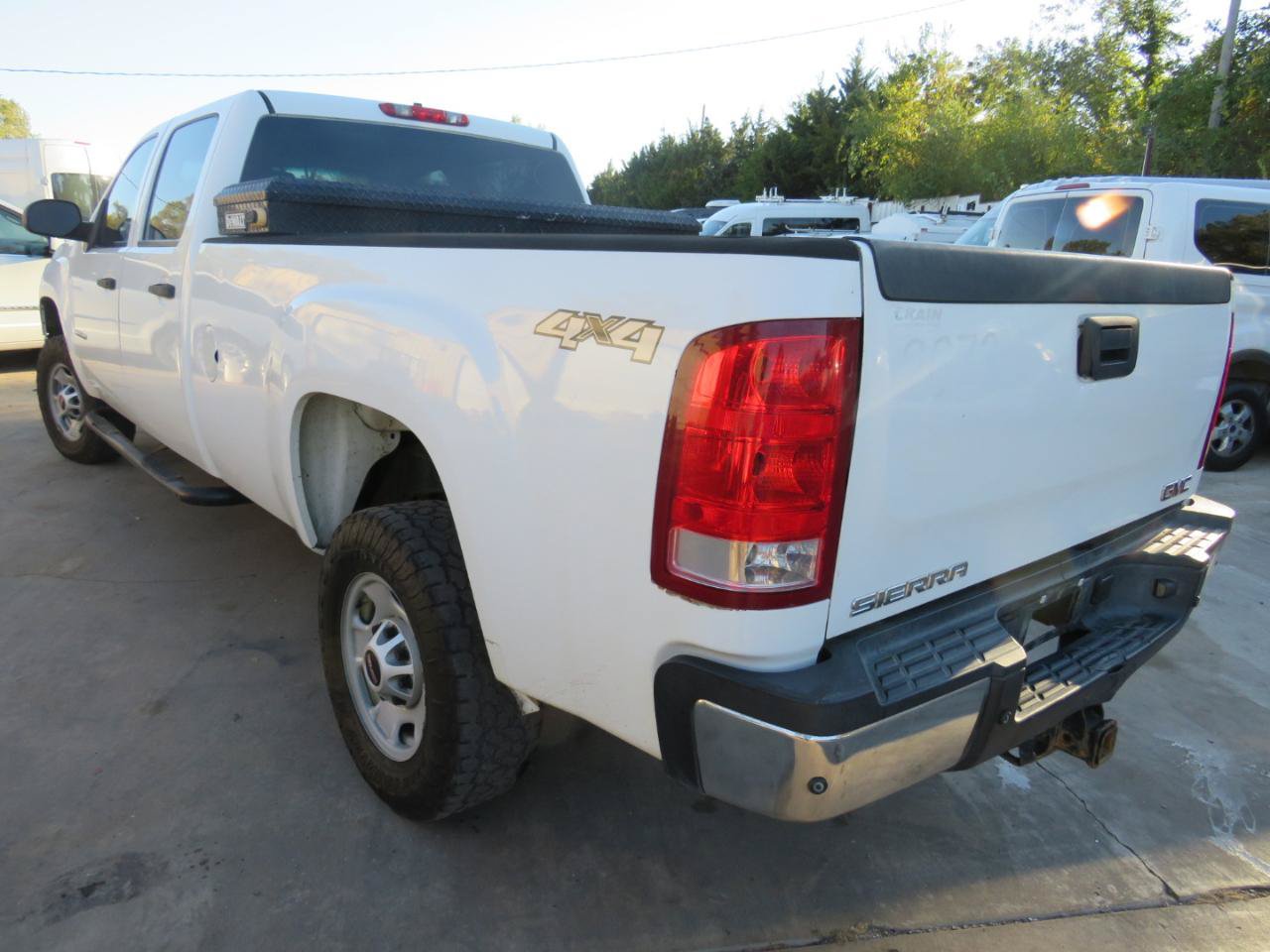 Used 2012 GMC Sierra 2500 W/T AWD/4WD image 6