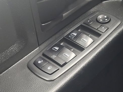Used 2018 RAM 1500 Tradesman w/ Popular Equipment Group RWD image 27