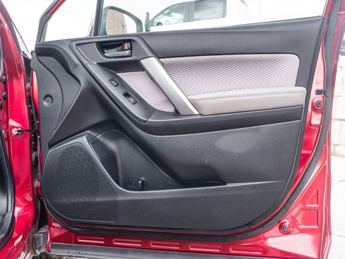 Used 2018 Subaru Forester 2.5i Premium image 29