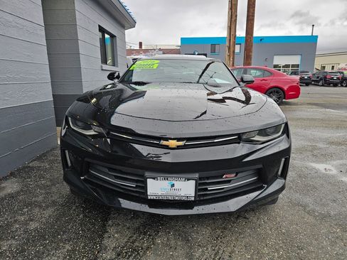 Used 2016 Chevrolet Camaro LT image 2