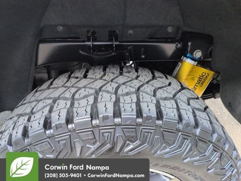 Used 2024 Chevrolet Colorado ZR2 w/ ZR2 Convenience Package III AWD/4WD image 32