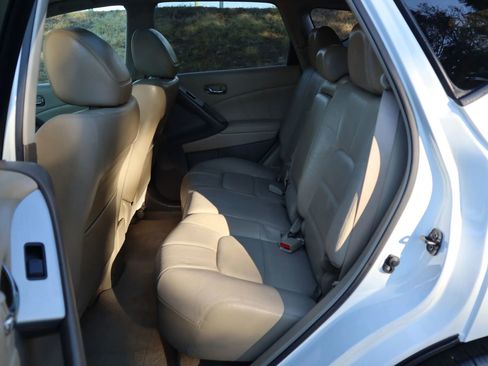 Used 2011 Nissan Murano SL w/ Navigation Pkg image 12