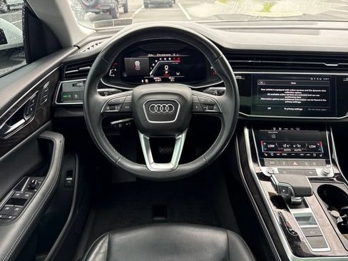 Used 2023 Audi Q8 Premium Plus AWD/4WD image 20
