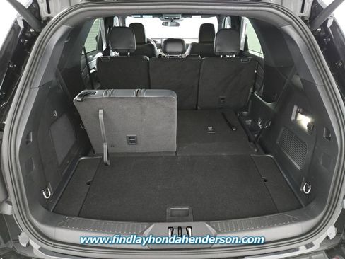 Used 2025 Ford Explorer ST-Line RWD image 18