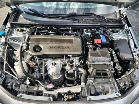 Used 2025 Honda Civic Sport image 19
