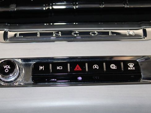 Used 2025 Lincoln Aviator Reserve w/ Illumination Package AWD/4WD image 45