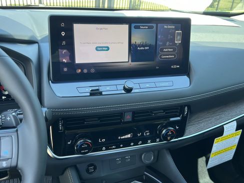 New 2026 Nissan Rogue Platinum AWD/4WD image 10