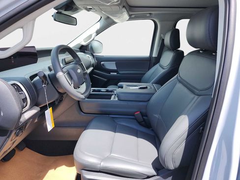 New 2026 Ford Expedition Active AWD/4WD image 11