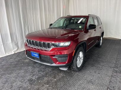 Used 2023 Jeep Grand Cherokee Laredo w/ Luxury Tech Group I