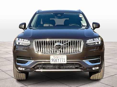 Used 2023 Volvo XC90 B6 Plus w/ Protection Package Premier image 3