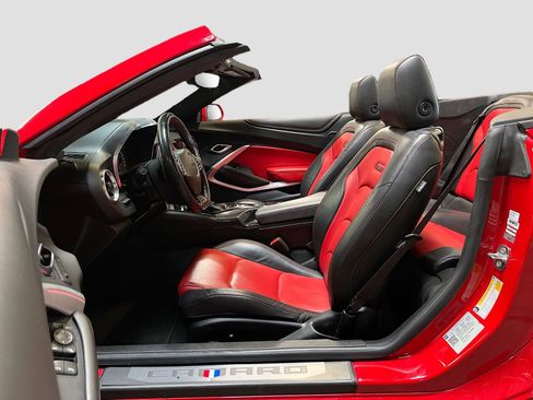 Used 2023 Chevrolet Camaro SS RWD image 22