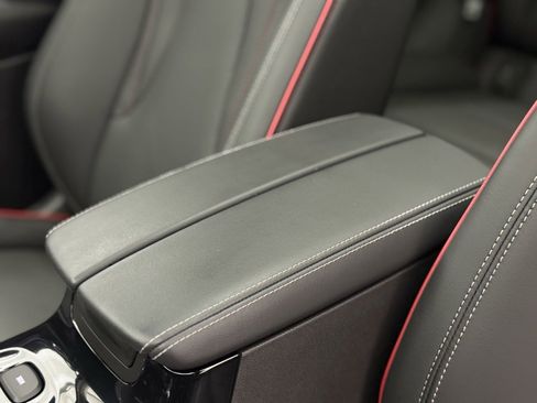 Used 2023 Buick Envision Essence w/ Sport Touring Package image 31