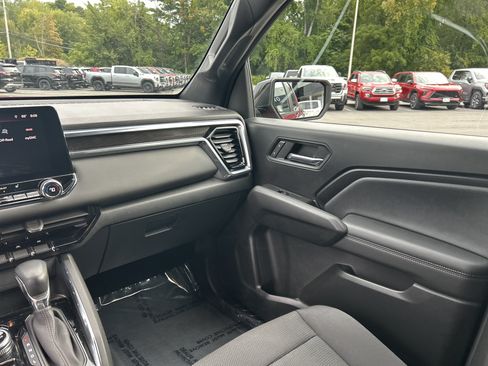 Used 2023 GMC Canyon Elevation w/ Convenience Package AWD/4WD image 29