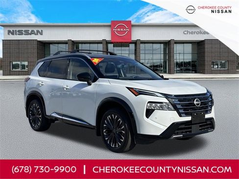 Certified 2024 Nissan Rogue Platinum w/ Platinum Premium Package image 1