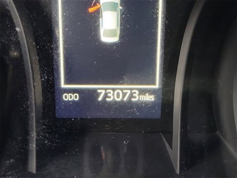 Used 2019 Toyota Camry LE image 25