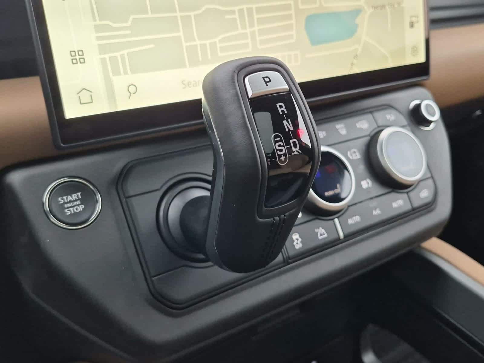New 2026 Land Rover Defender 110 X-Dynamic SE AWD/4WD image 34