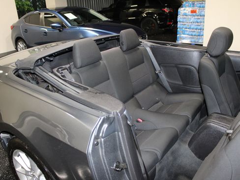 Used 2014 Ford Mustang Convertible RWD image 35