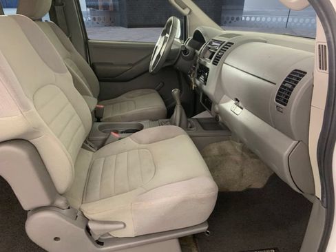 Used 2012 Nissan Frontier S RWD image 12