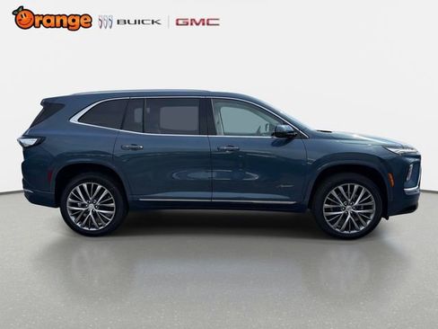 New 2026 Buick Enclave Avenir w/ Super Cruise Package FWD image 2