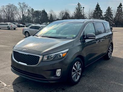 Used 2016 Kia Sedona SX