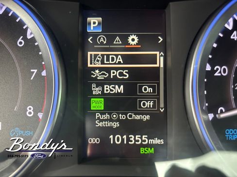 Used 2019 Toyota Highlander XLE FWD image 8