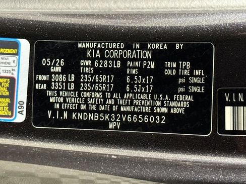 New 2027 Kia Carnival FWD image 32