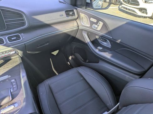 Used 2021 Mercedes-Benz GLS 450 4MATIC image 22