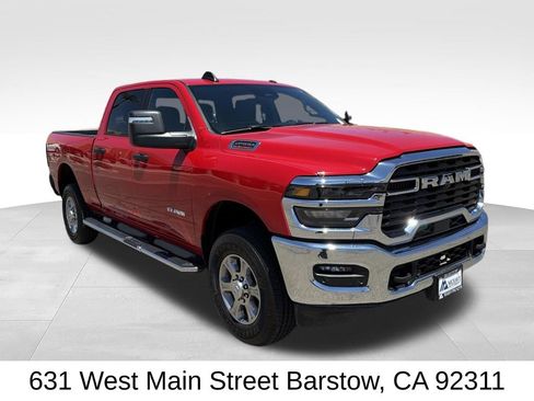 Used 2026 RAM 2500 Big Horn AWD/4WD image 3