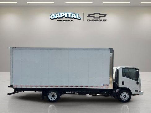 New 2025 Chevrolet Low Cab Forward 5500XG RWD image 5