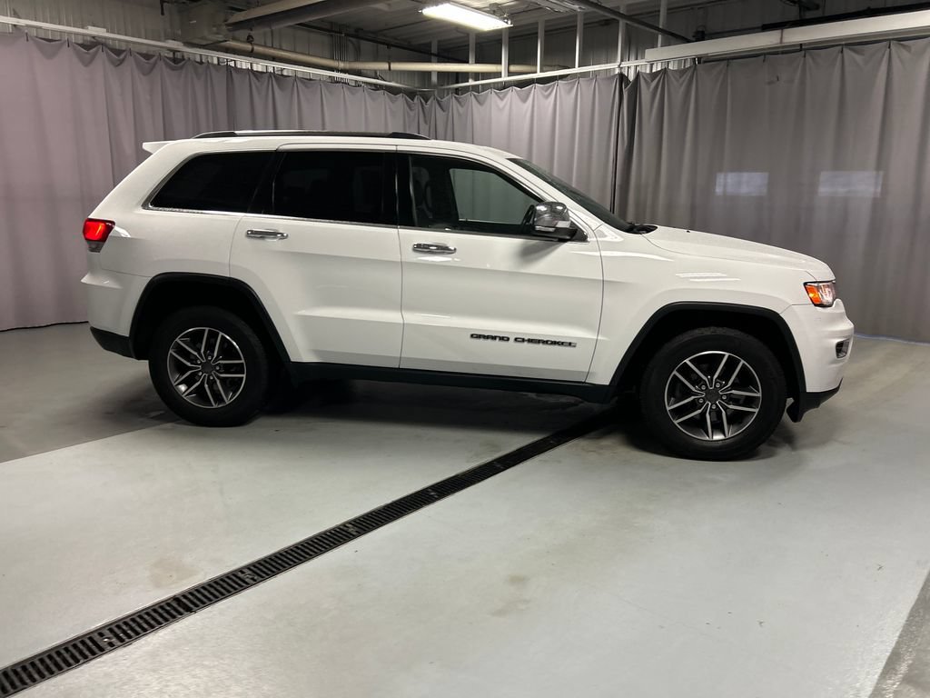 Used 2020 Jeep Grand Cherokee Limited AWD/4WD image 8