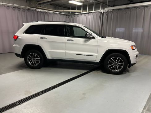 Used 2020 Jeep Grand Cherokee Limited AWD/4WD image 8