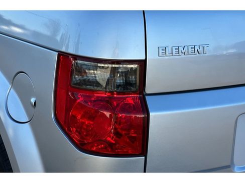 Used 2004 Honda Element EX image 27