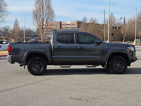 Used 2023 Toyota Tacoma SR5 image 6