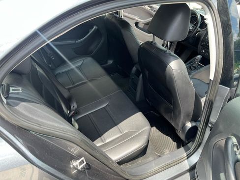 Used 2017 Volkswagen Jetta SE FWD image 30