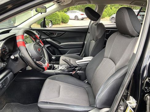 Used 2022 Subaru Crosstrek 2.0i AWD/4WD image 11