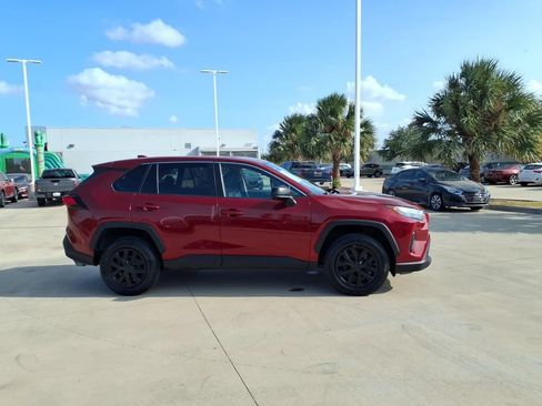 Used 2023 Toyota RAV4 LE FWD image 6