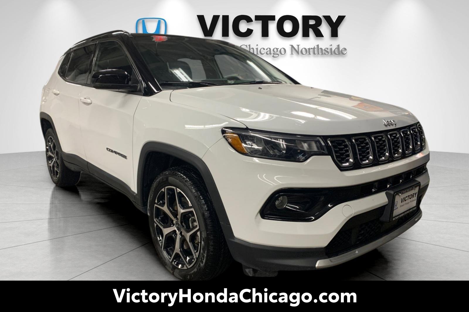 Used 2025 Jeep Compass Limited AWD/4WD image 1