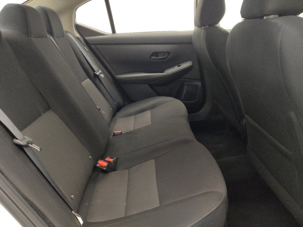 Used 2025 Nissan Sentra SV FWD image 19