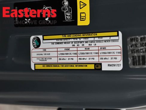 Used 2024 Jeep Wrangler Unlimited Rubicon 4xe image 36