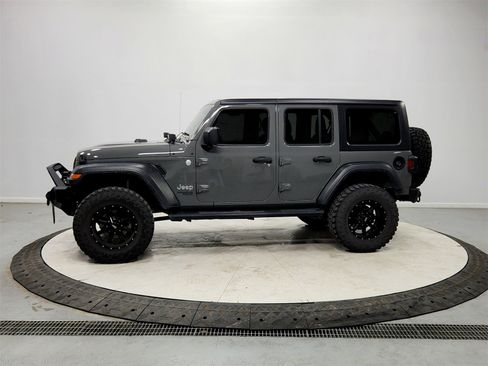 Used 2019 Jeep Wrangler Unlimited Sport S image 4