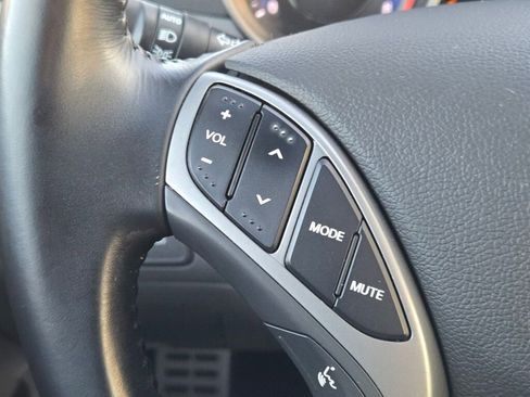 Used 2014 Hyundai Elantra Sport image 28