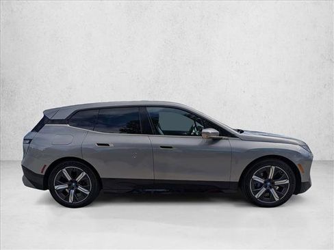 Used 2023 BMW iX M60 AWD/4WD image 4