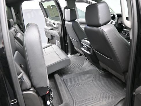 Used 2025 Chevrolet Silverado 1500 LTZ w/ LTZ Premium Package AWD/4WD image 20