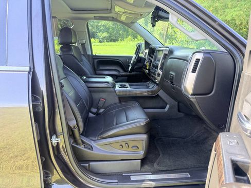 Used 2016 GMC Sierra 1500 Denali w/ Enhanced Driver Alert Package RWD image 18